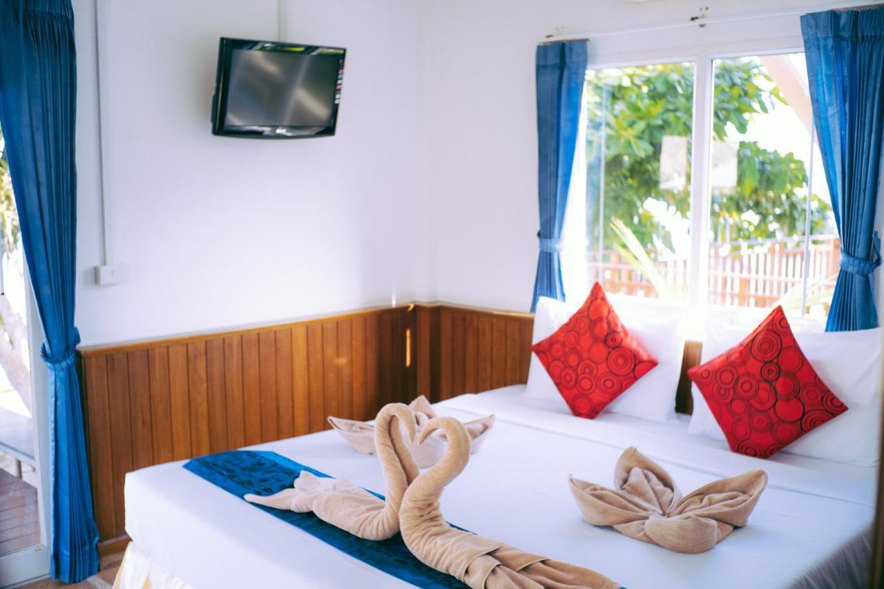 Amity Beach Resort Maret Exterior photo
